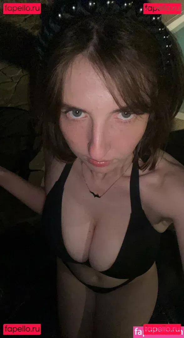 mochimio Onlyfans Photo Gallery 