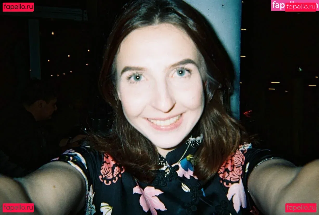 mochimio Onlyfans Photo Gallery 