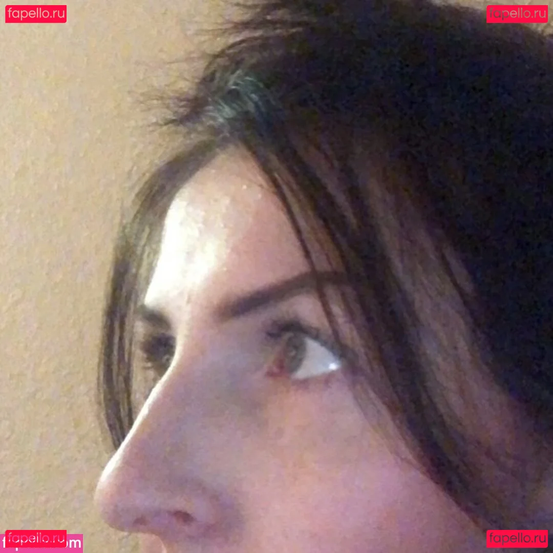 mochimio Onlyfans Photo Gallery 