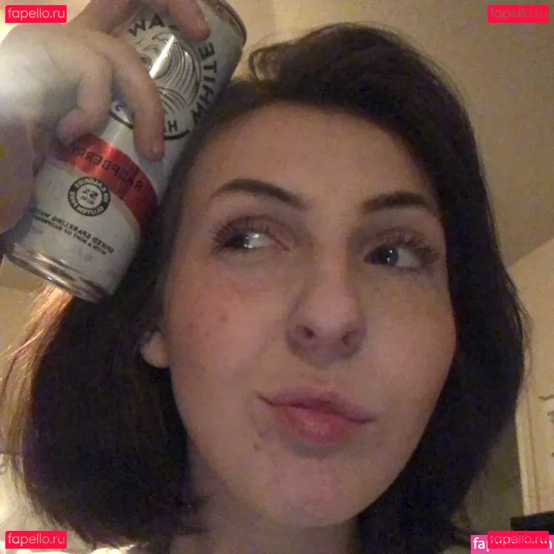 mochimio Onlyfans Photo Gallery 