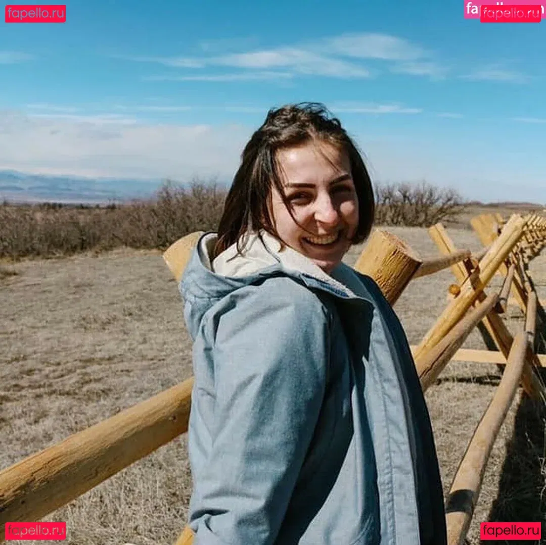 mochimio Onlyfans Photo Gallery 