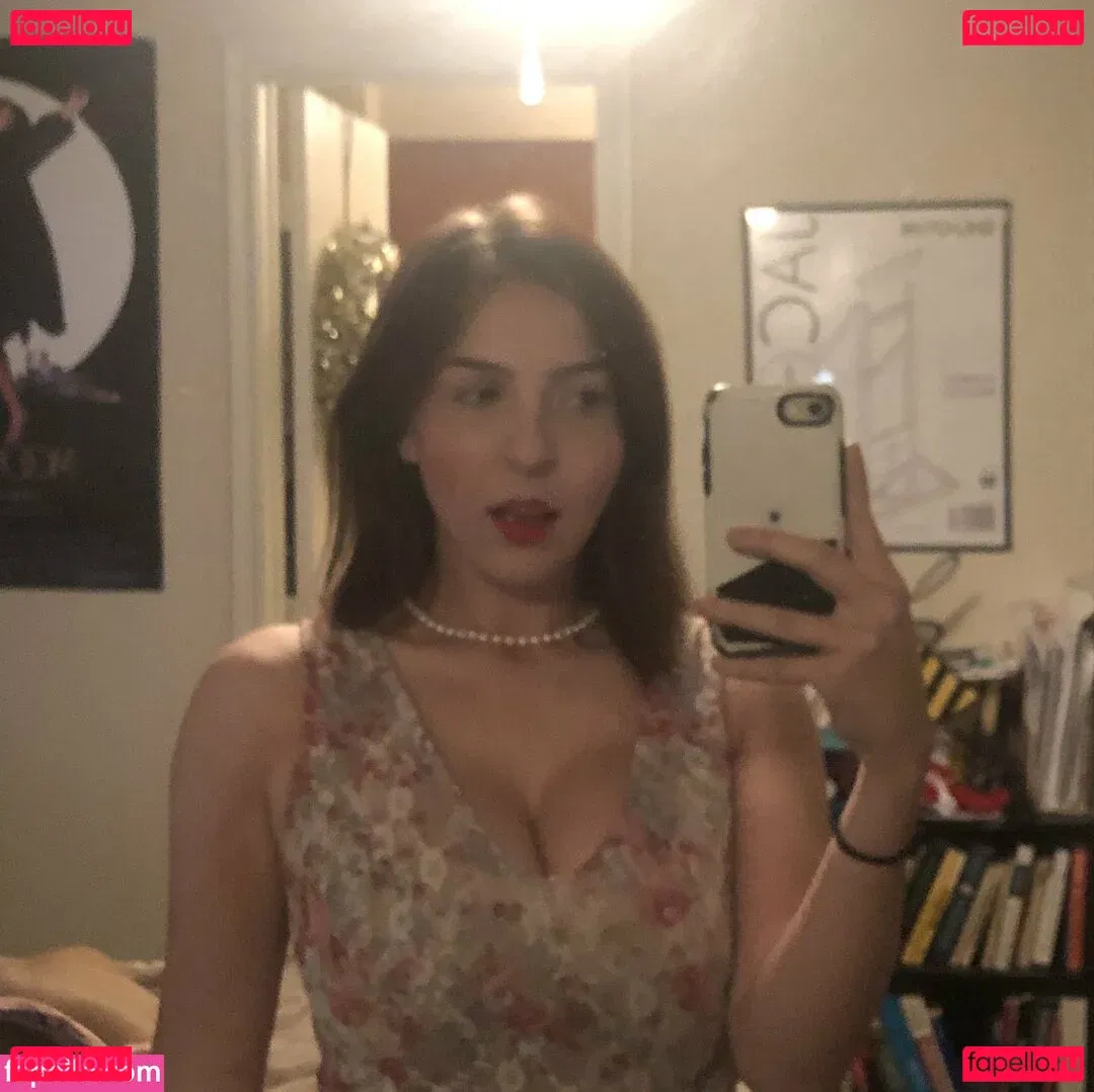 mochimio Onlyfans Photo Gallery 