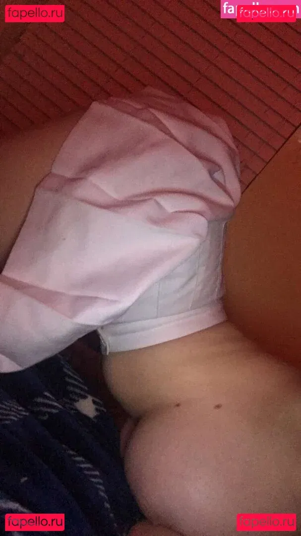 mochimio Onlyfans Photo Gallery 