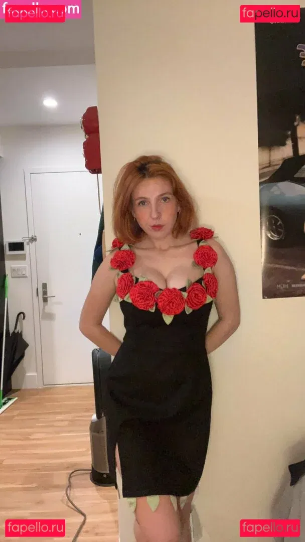 mochimio Onlyfans Photo Gallery 