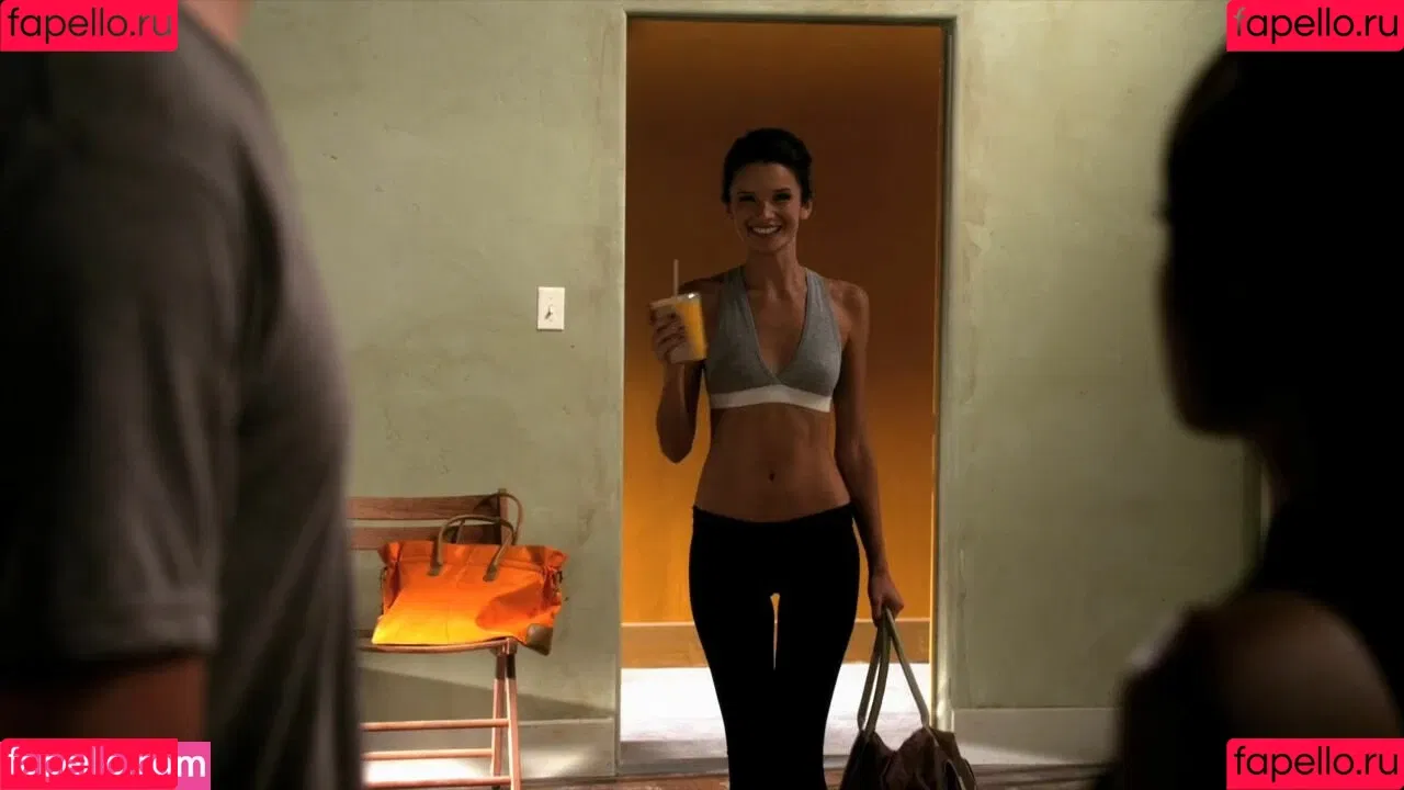 Alice Greczyn Onlyfans Photo Gallery 