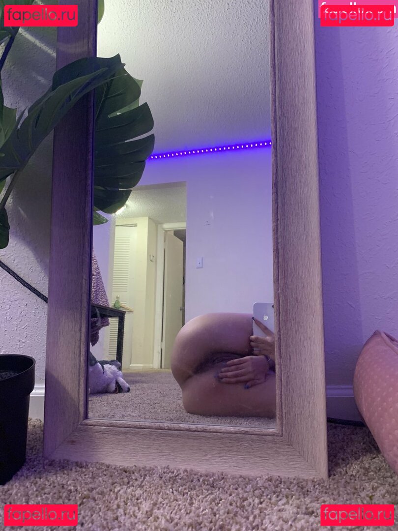 VKaruga / Valynn / valynnnnn Onlyfans Photo Gallery 