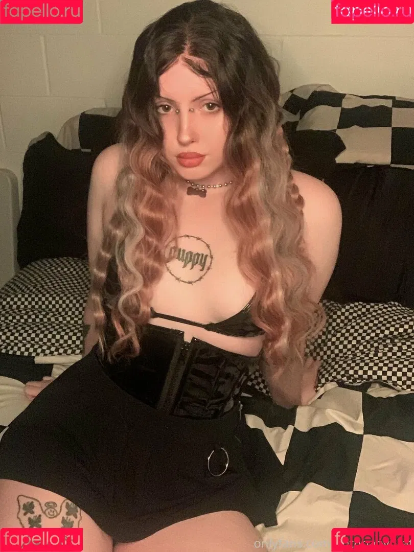 gothbabybrat Onlyfans Photo Gallery 