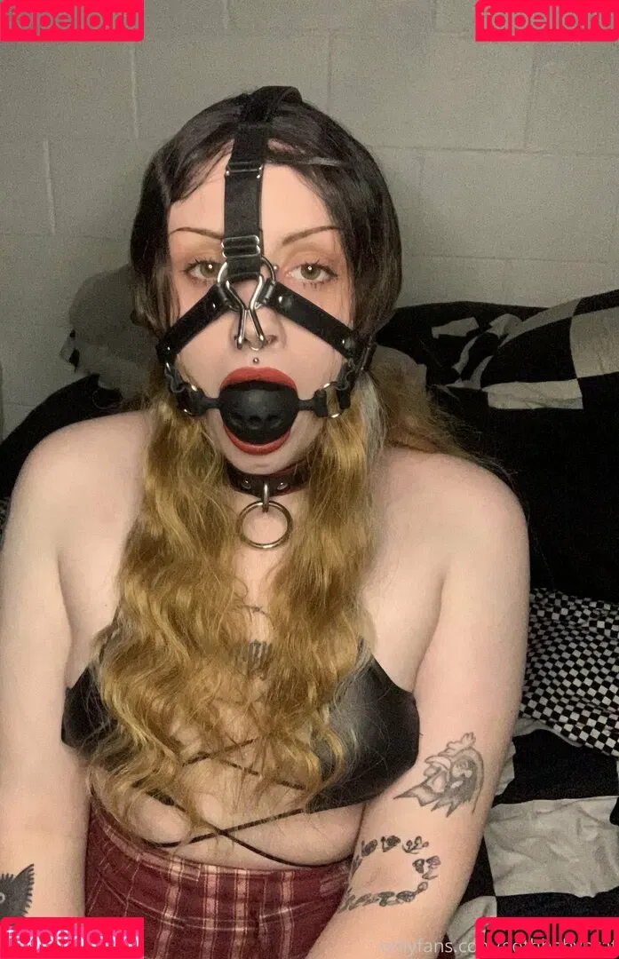 gothbabybrat Onlyfans Photo Gallery 