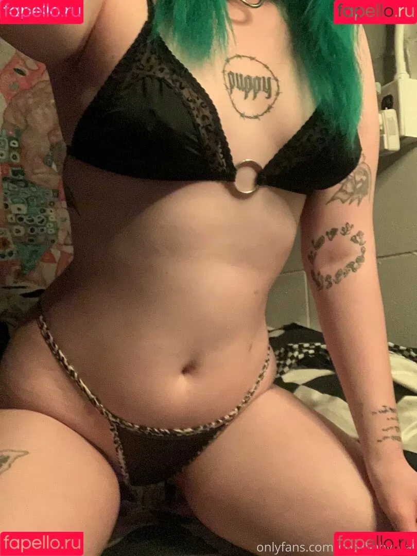 gothbabybrat Onlyfans Photo Gallery 