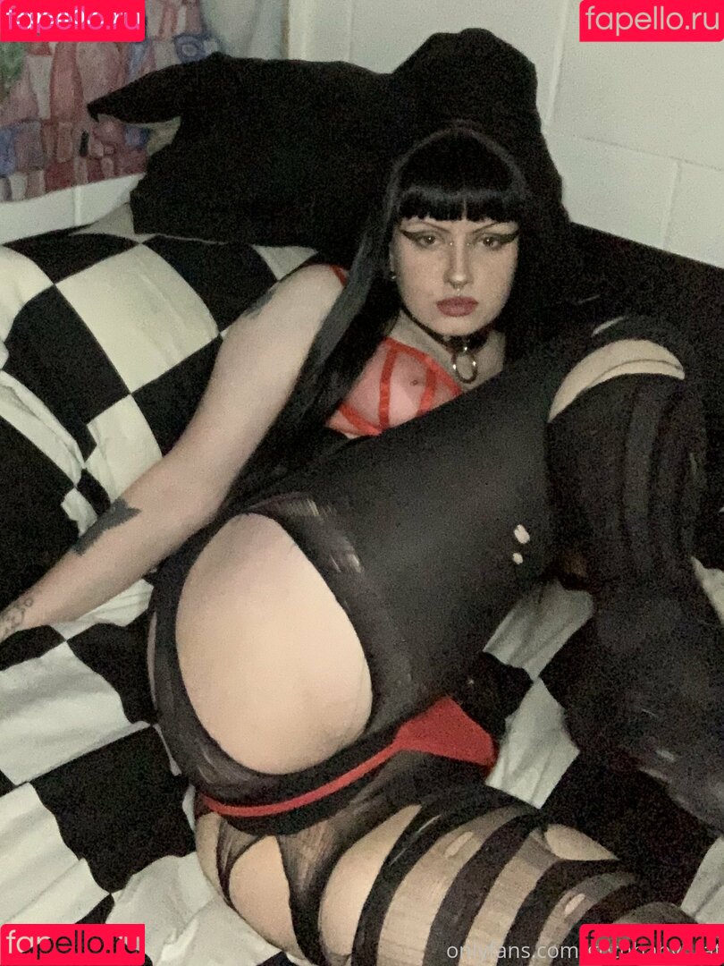 gothbabybrat Nude Onlyfans Photo 36