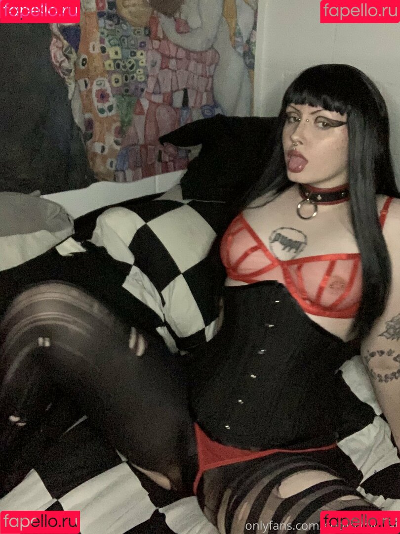 gothbabybrat Nude Onlyfans Photo 34