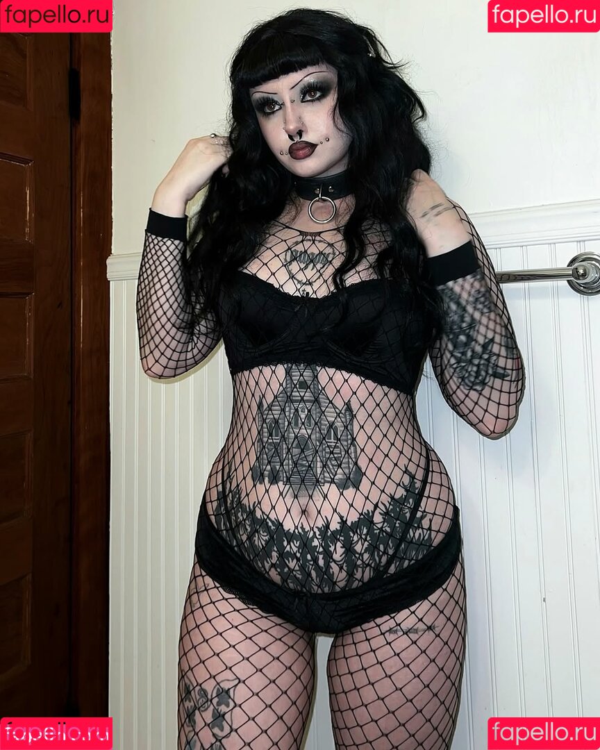 gothbabybrat Nude Onlyfans Photo 12
