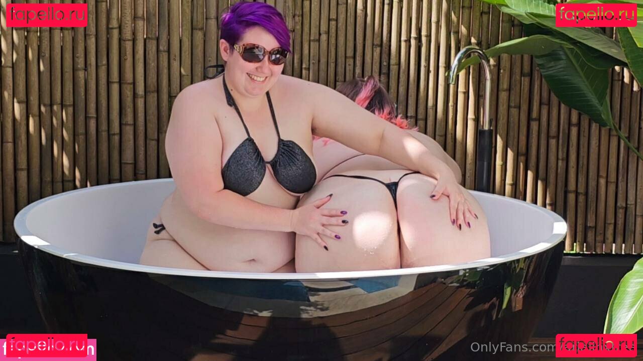 ariajinxfree / j_e_n_n_xo Onlyfans Photo Gallery 