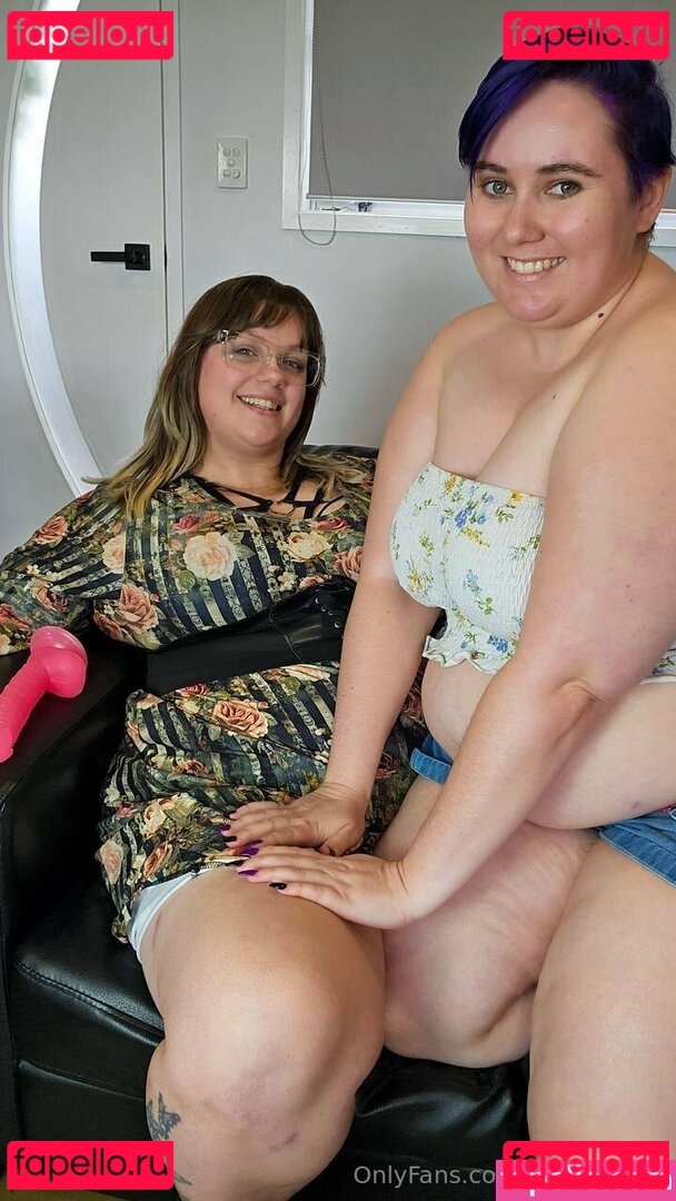 ariajinxfree / j_e_n_n_xo Onlyfans Photo Gallery 