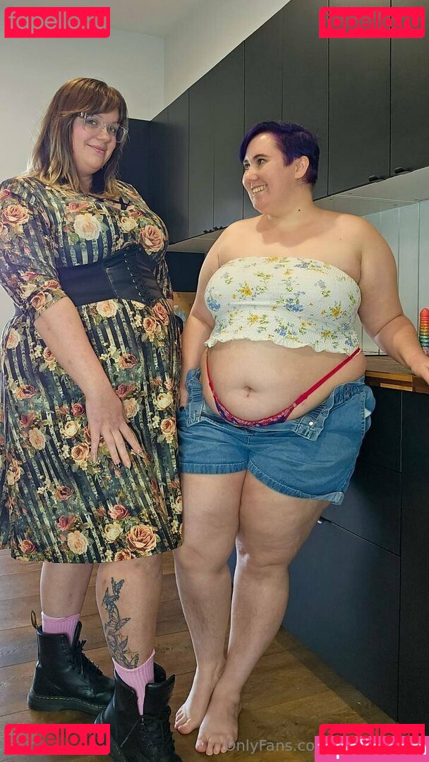 ariajinxfree / j_e_n_n_xo Onlyfans Photo Gallery 