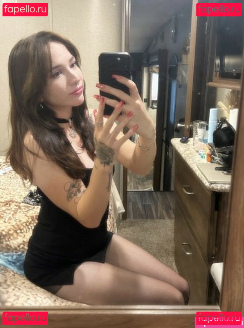 Samanfwi / lusheee / tummy Onlyfans Photo Gallery 