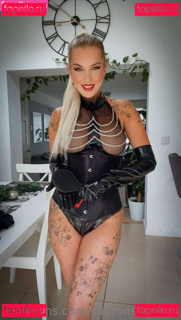 Helenahikes / Saffronssecrets / _helenahikes Onlyfans Photo Gallery 