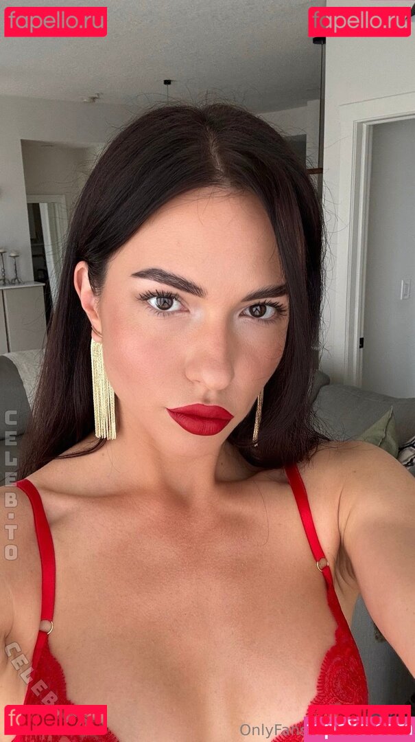 Yulia Zahurska / Yuliayyc Onlyfans Photo Gallery 