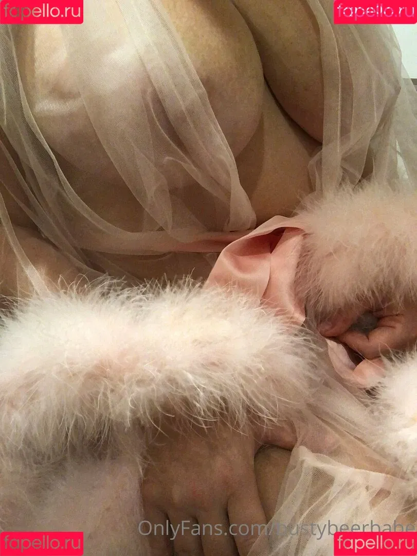 bustybeerbabe Onlyfans Photo Gallery 