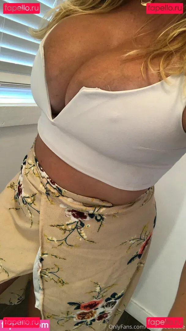 bustybeerbabe Onlyfans Photo Gallery 