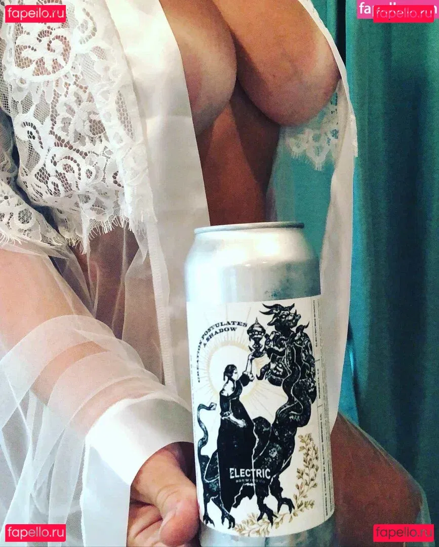 bustybeerbabe Onlyfans Photo Gallery 