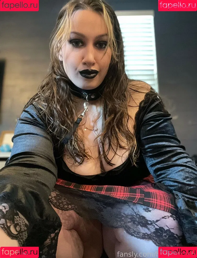 hobbittrash Onlyfans Photo Gallery 