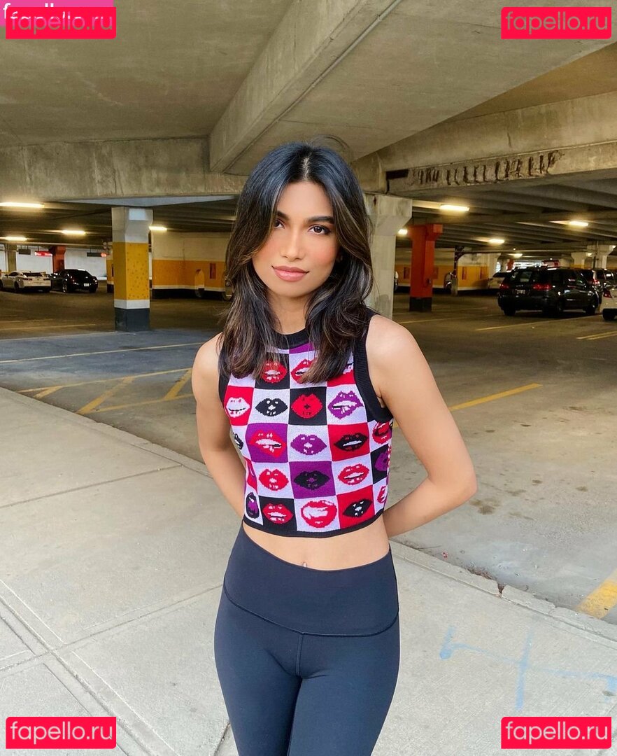 Shabreen Sabeer / shabreensabeer Onlyfans Photo Gallery 