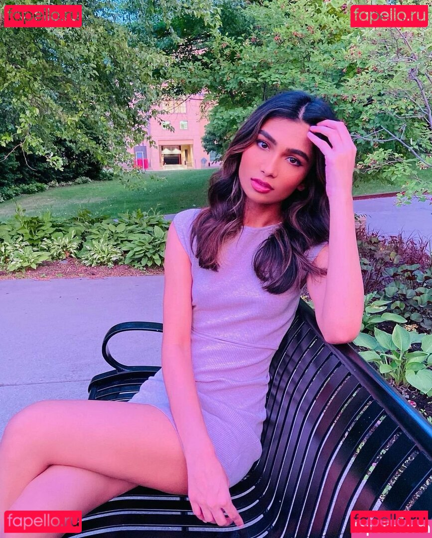 Shabreen Sabeer / shabreensabeer Onlyfans Photo Gallery 