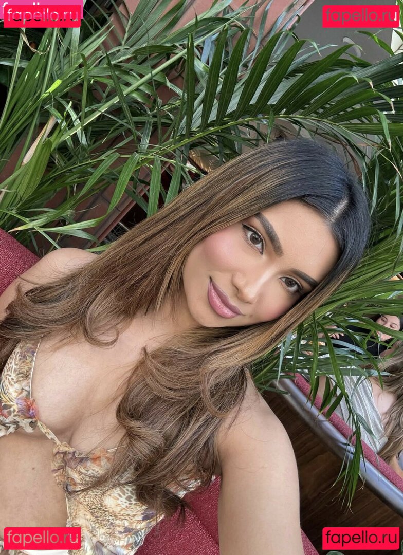 Shabreen Sabeer / shabreensabeer Onlyfans Photo Gallery 