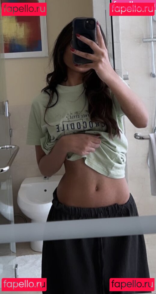 Shabreen Sabeer / shabreensabeer Onlyfans Photo Gallery 