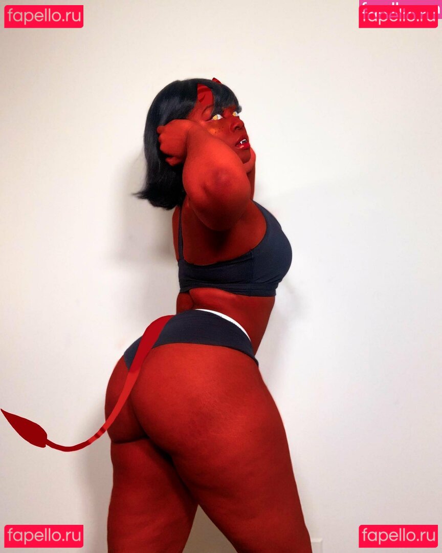 Maibunnii / maicocoanut Onlyfans Photo Gallery 