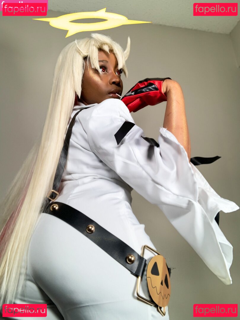 Maibunnii / maicocoanut Onlyfans Photo Gallery 