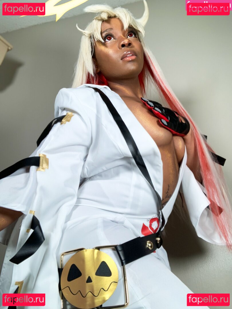 Maibunnii / maicocoanut Onlyfans Photo Gallery 