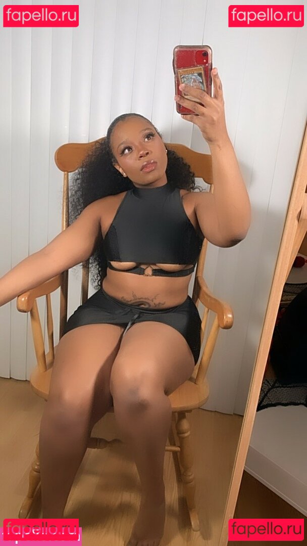 Maibunnii / maicocoanut Onlyfans Photo Gallery 