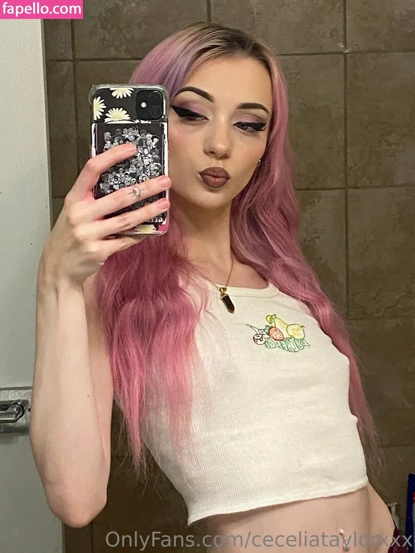 ceceliataylorxxx Onlyfans Photo Gallery 