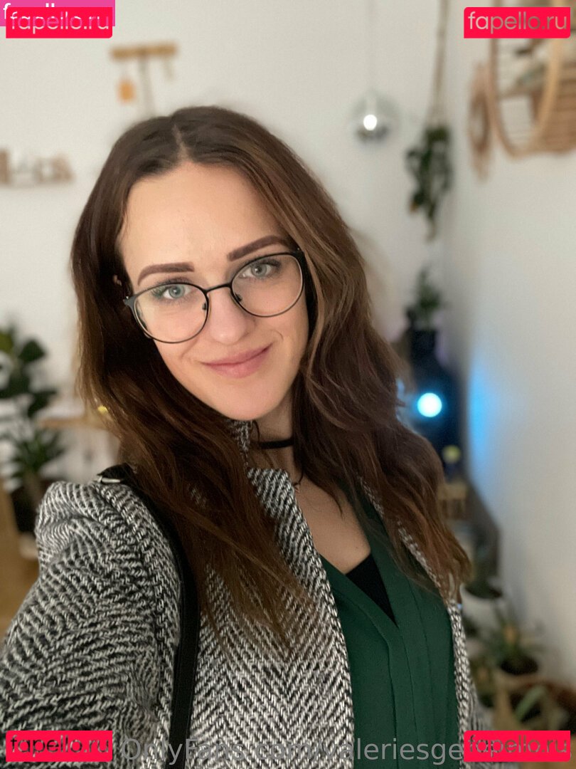 Valeries Geheimnis / valeriesgeheimnis Onlyfans Photo Gallery 