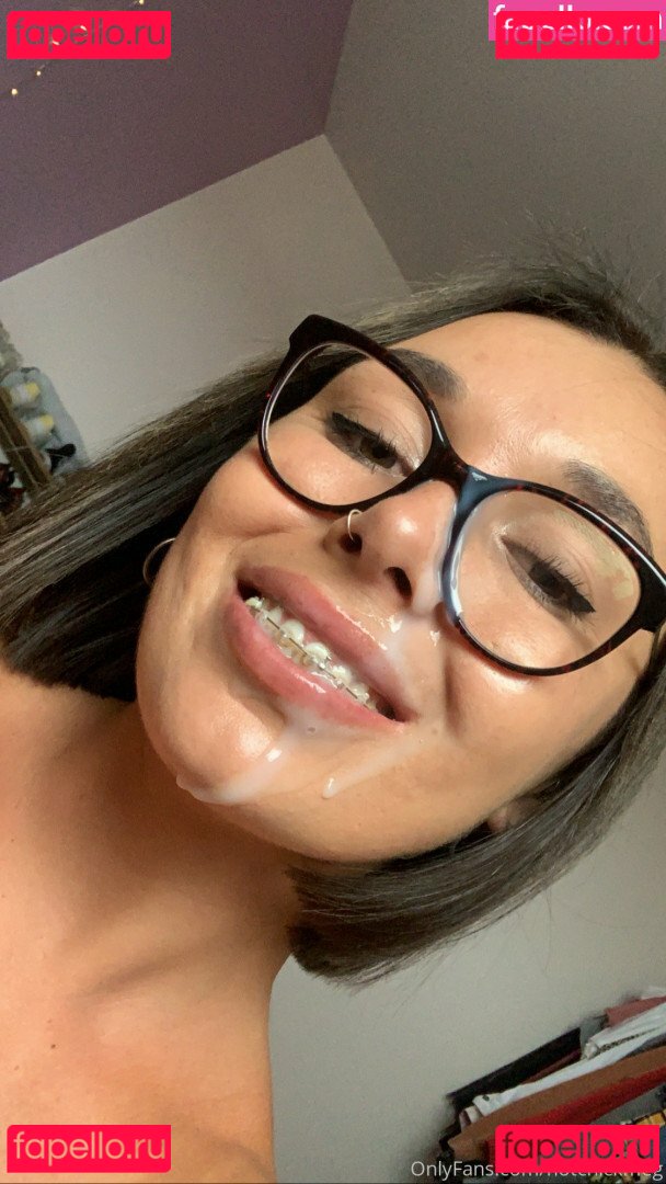 Hotchickmeg / thickmegg Onlyfans Photo Gallery 