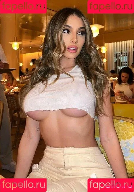 Lyna Perez Onlyfans Photo Gallery 