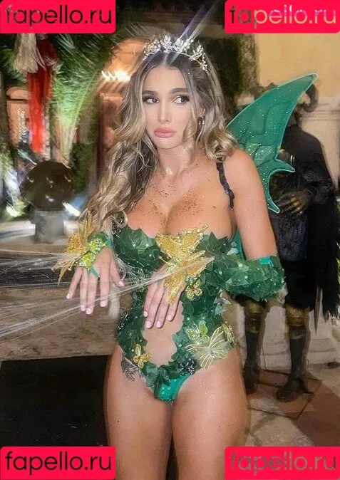 Lyna Perez Onlyfans Photo Gallery 