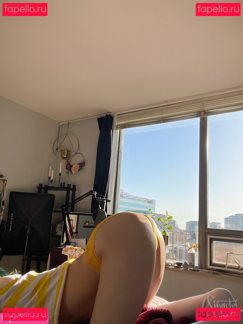 Sinastri Onlyfans Photo Gallery 