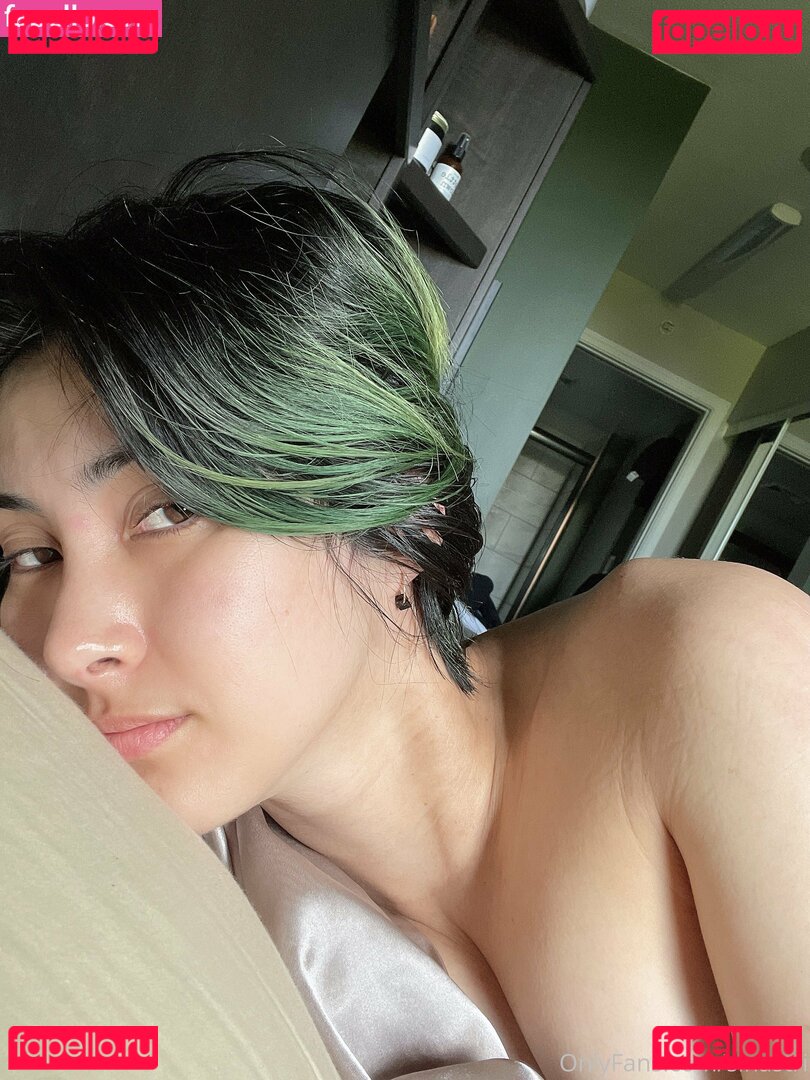 Sinastri Onlyfans Photo Gallery 