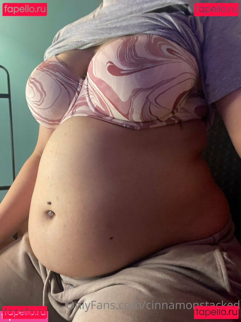cinnamonstacked / cinnamonstackz Onlyfans Photo Gallery 