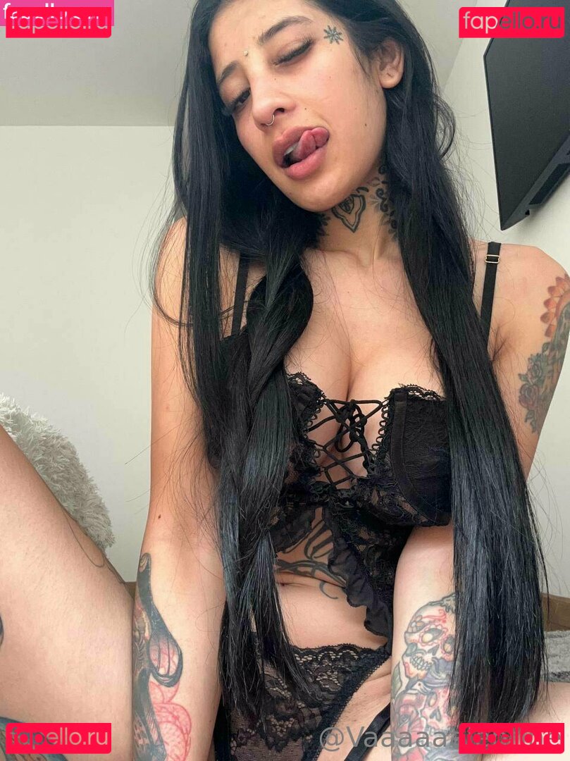 iam_valentina_______ / iamvaleeentine Onlyfans Photo Gallery 