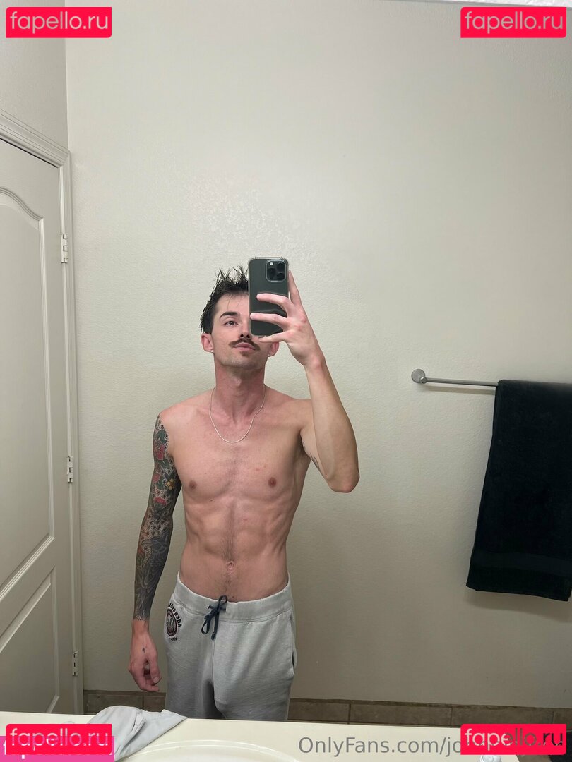johnniefree / johnniejfree Onlyfans Photo Gallery 