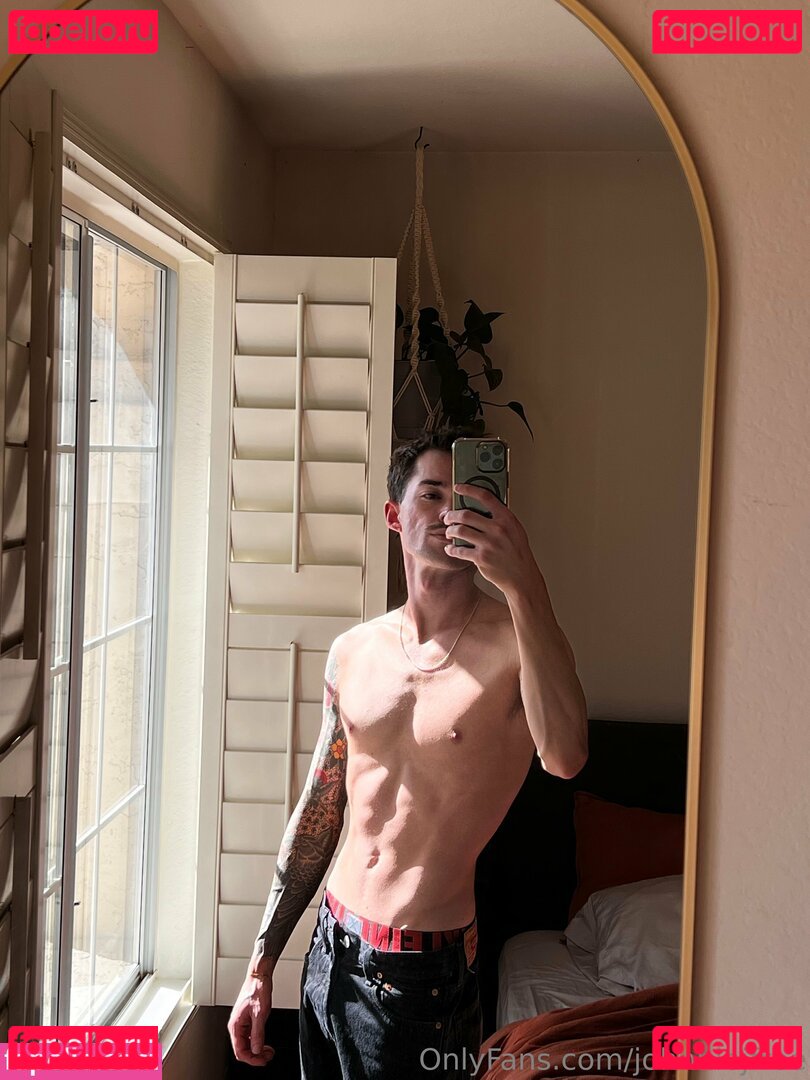 johnniefree / johnniejfree Onlyfans Photo Gallery 