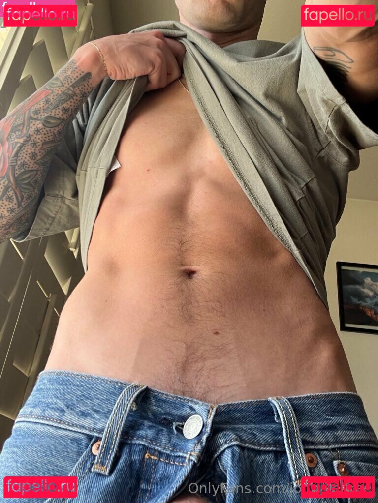 johnniefree / johnniejfree Onlyfans Photo Gallery 