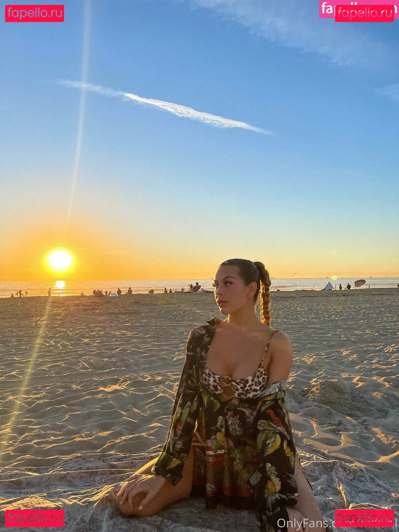 mikahl Onlyfans Photo Gallery 