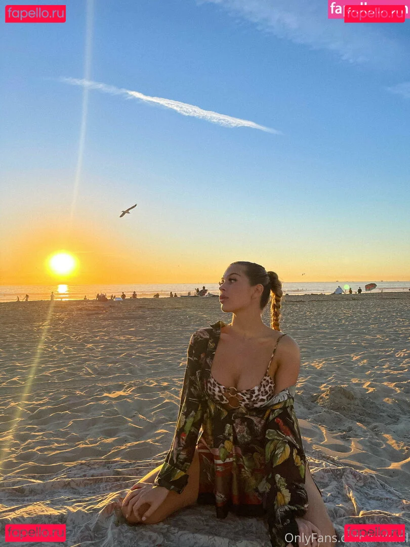 mikahl Onlyfans Photo Gallery 