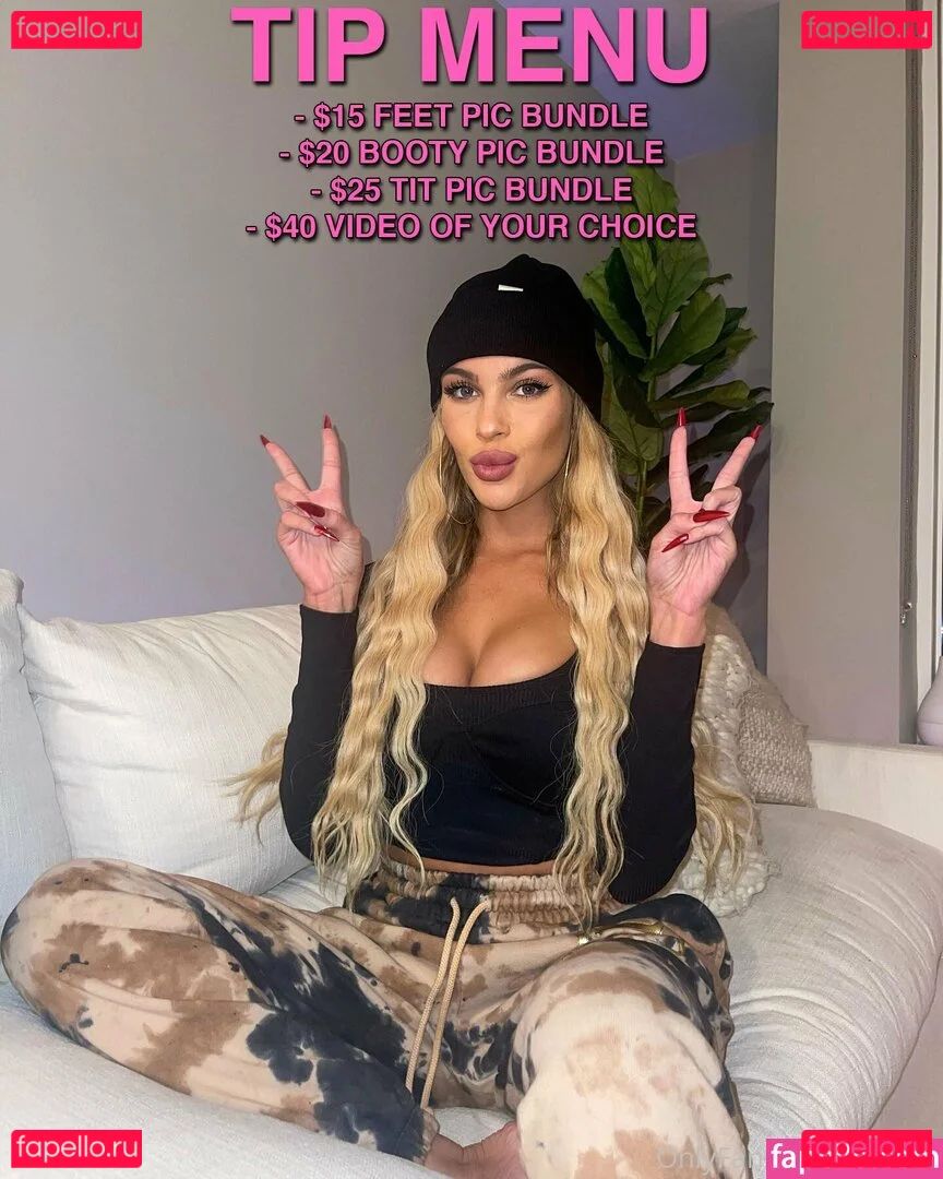 mikahl Onlyfans Photo Gallery 