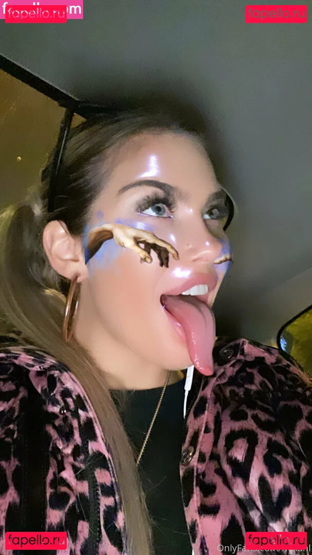 mikahl Onlyfans Photo Gallery 